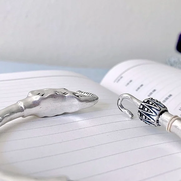 Lucky Brand Silver-tone Elephant Cuff Bangle Bracelet - Picture 8 of 12